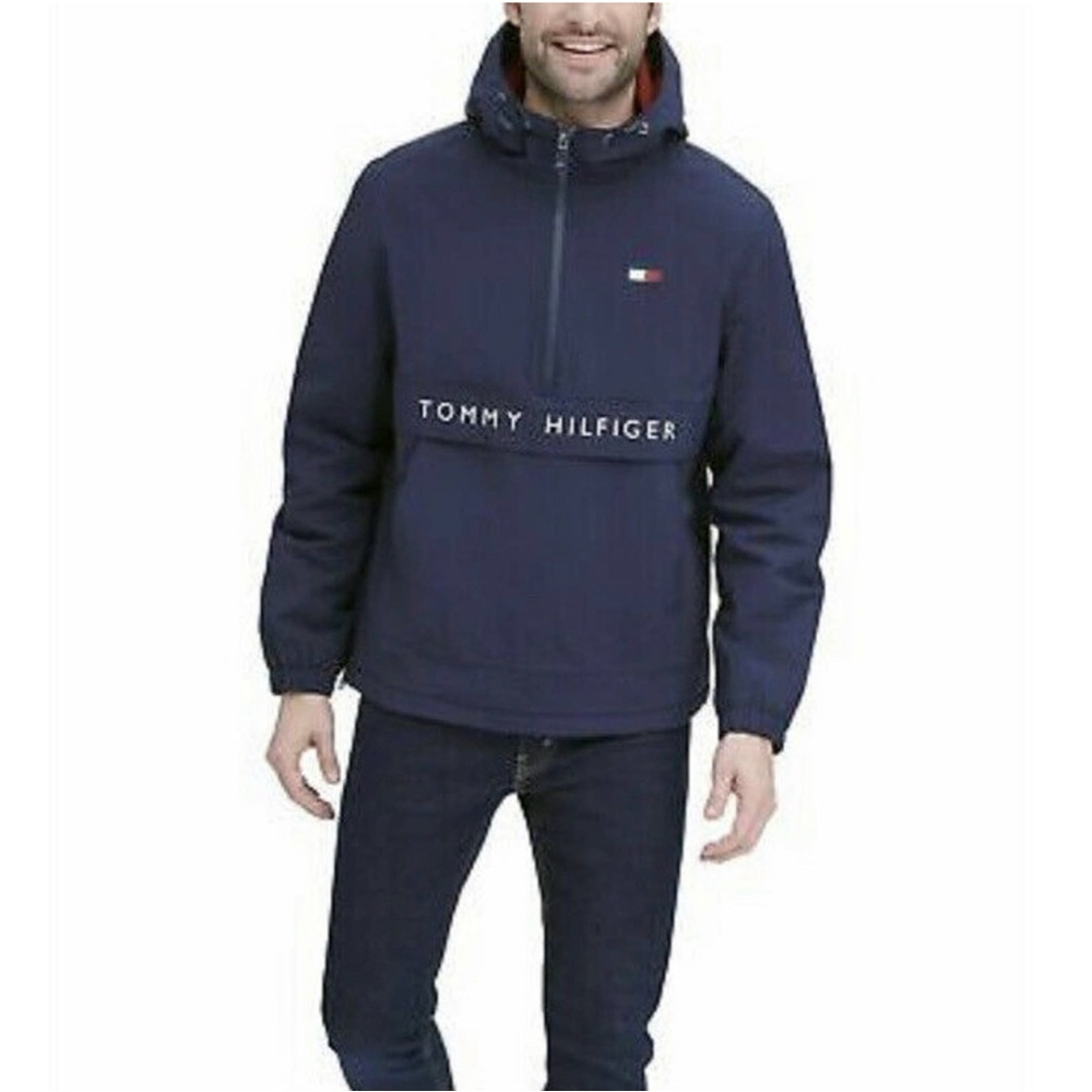 Men’s Tommy Hilfiger size medium